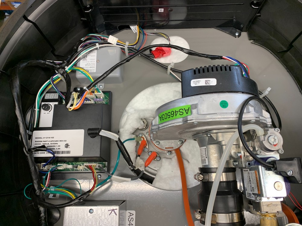 Rheem GHE100SS-250A Commercial Low NOx Gas Water Heater 100-Gal 120V 250,000BtuH