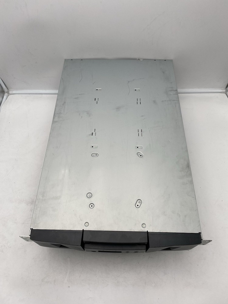 Quantum SuperLoader 3 L700 - No Tape Drives FOR PART