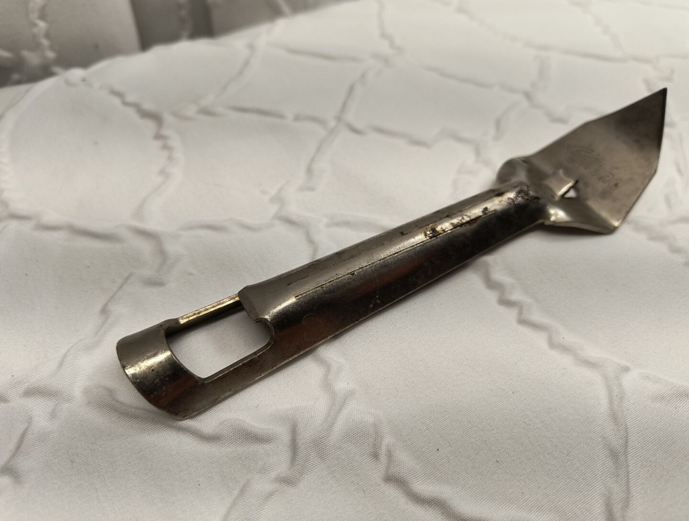 Edlund King Size Tu Way - Opens Bottles, Punches Cans - 6-3/4" Long