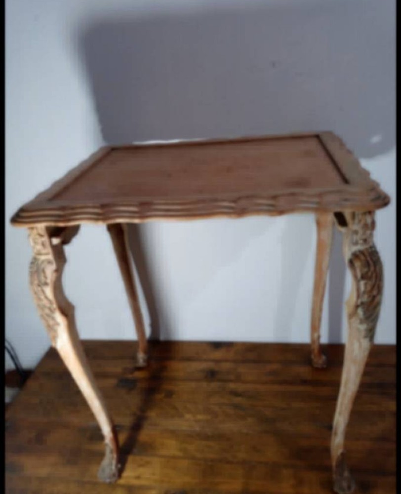 ANTIQUE - MID CENTURY NESTING TABLE SET OF 3