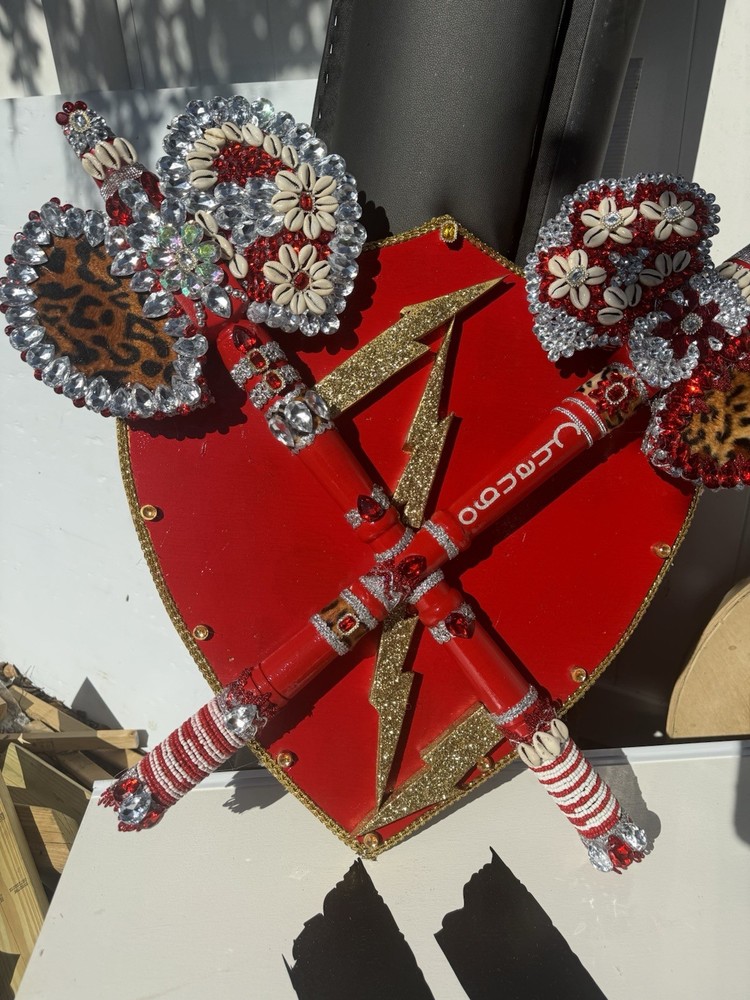 Hachas Decoradas Para Chango