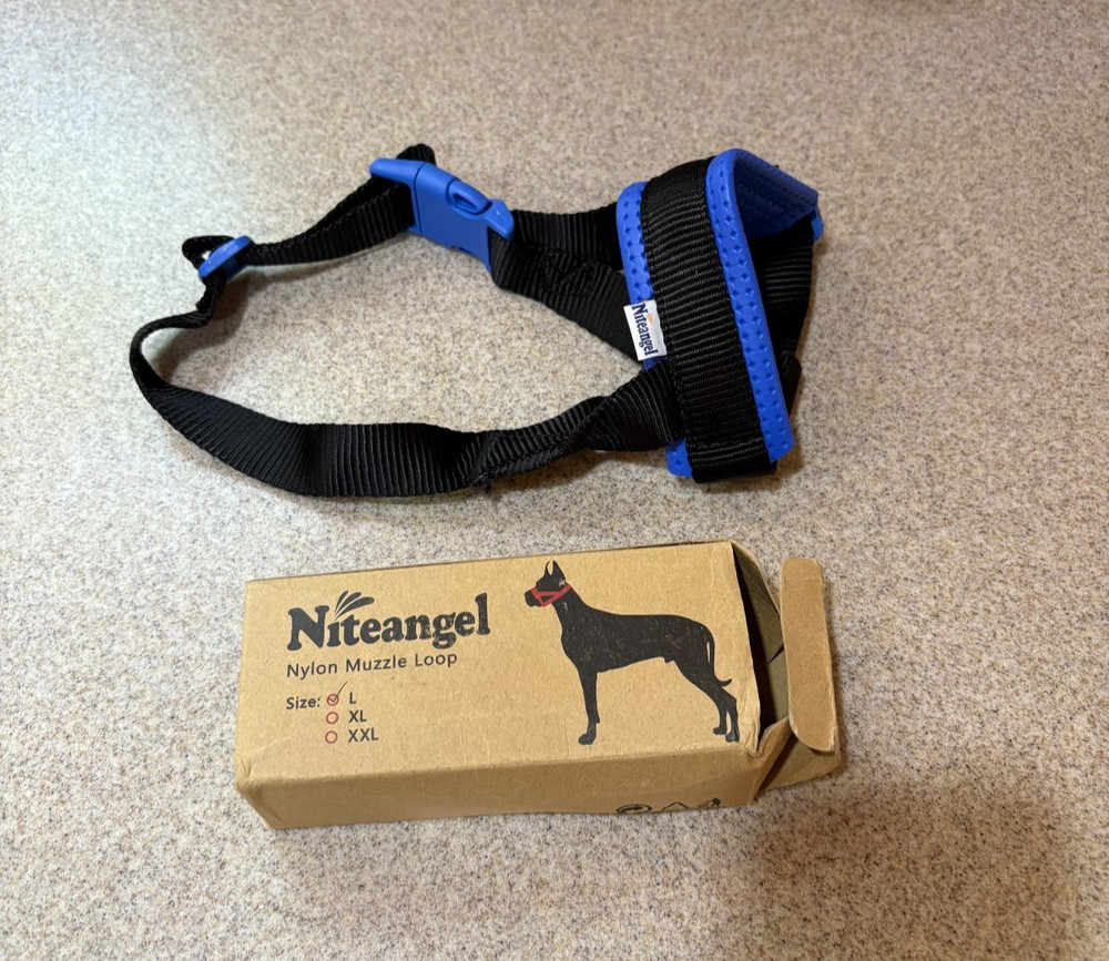 NIB Niteangel Nylon Dog Muzzle Loop Size Large Blue & Black