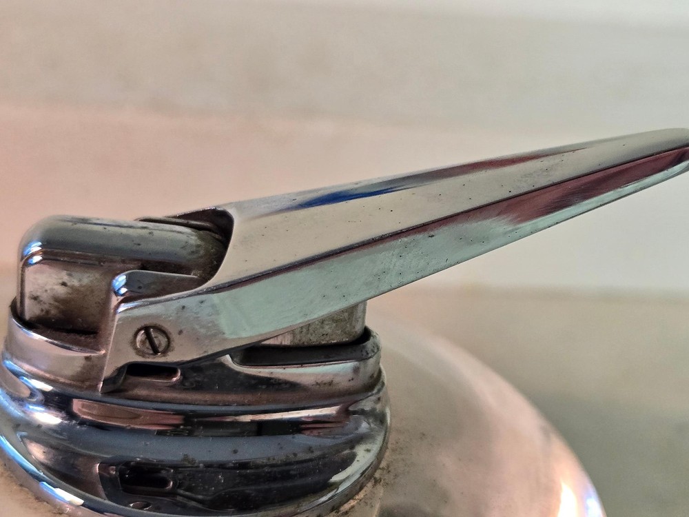 Ronson Nordic crystal Table Lighter