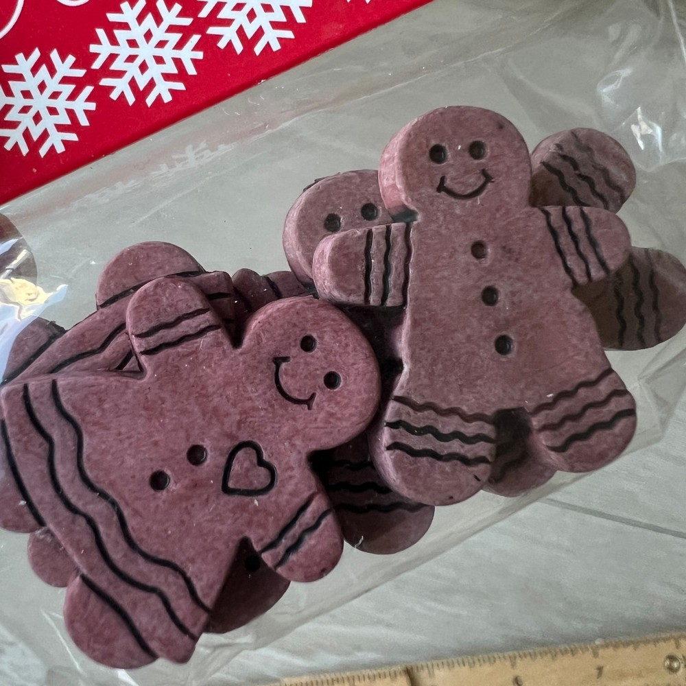 Gingerbread Men Holiday Buttons Flatbacks Embellishments