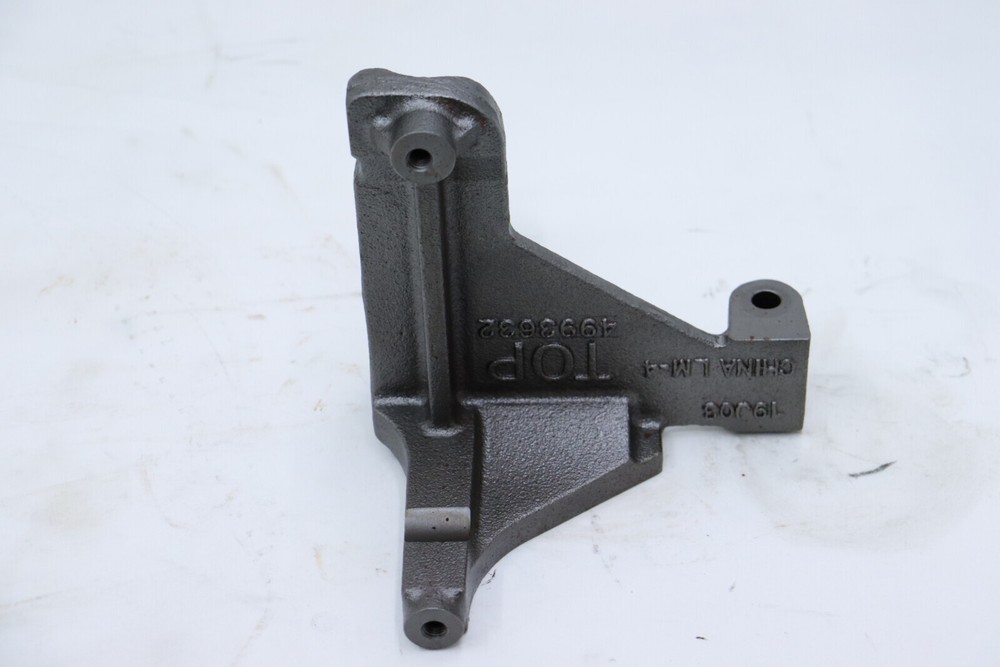 Cummins EGR Bracket 4993632