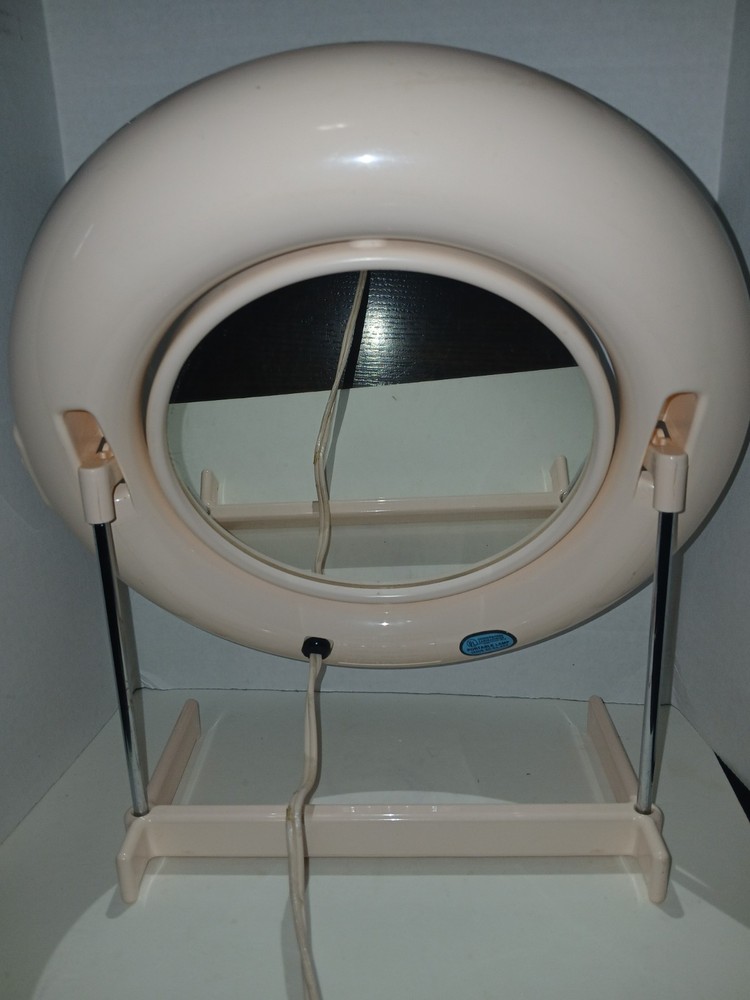 Pre-Owned Vintage Clairol 2-Sided Lighted Tabletop Vanity Makeup Mirror