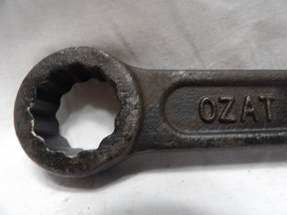 OZAT 1-1/16" Striker Wrench