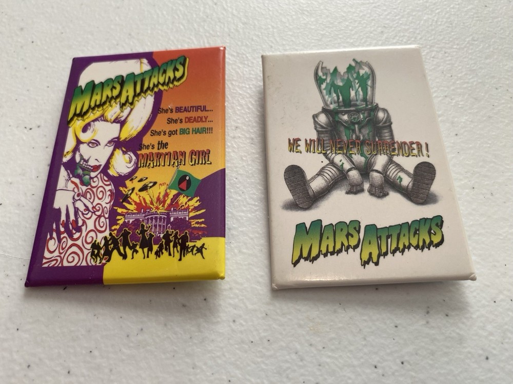 MARS ATTACKS Buttons - Lot Of 2