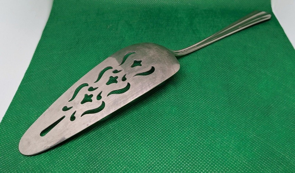 Caroline Vintage Silver Plate 10.5" Long Pie Server