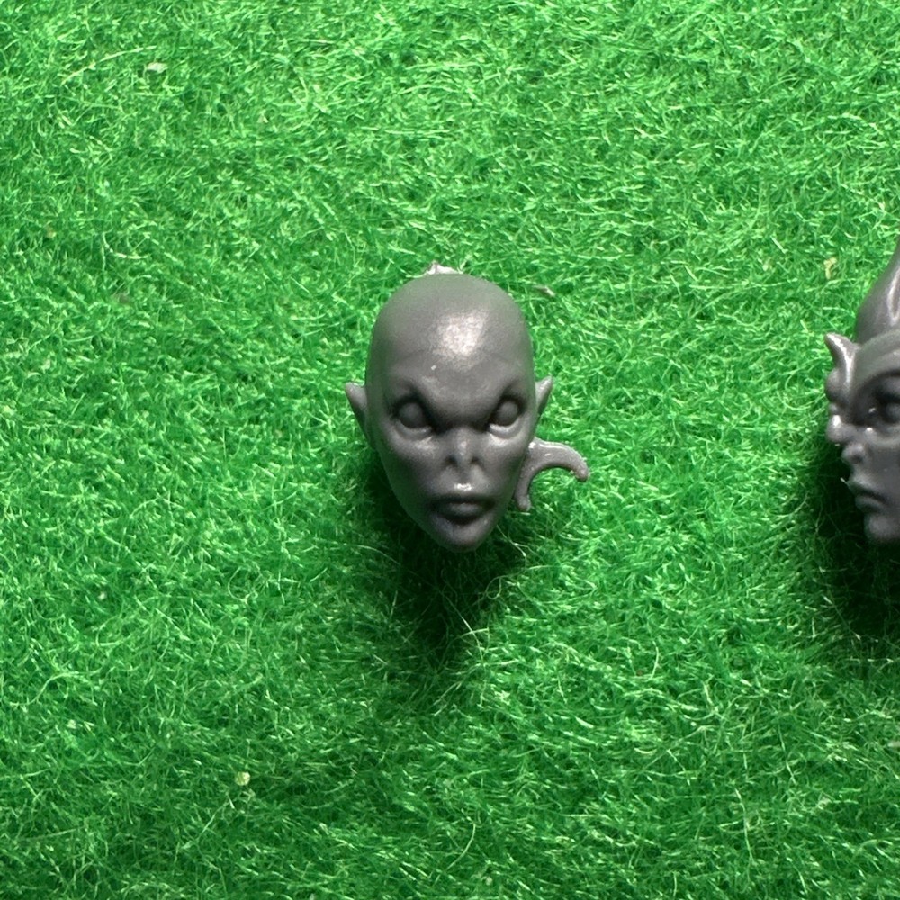 Warhammer Chaos Daemons Slaanesh Daemonettes Heads Bit Lot Head Bits Bundle 🟢