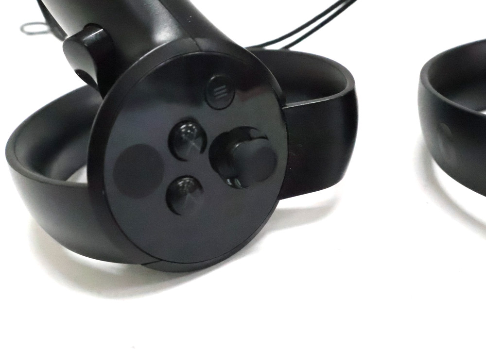Meta Oculus Left & Right Pair Controllers Set Black For Quest 1