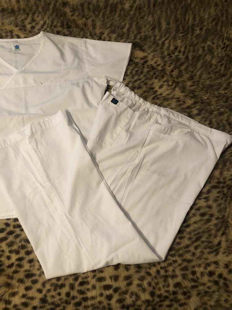 Women Scrub Set/ Large/ White