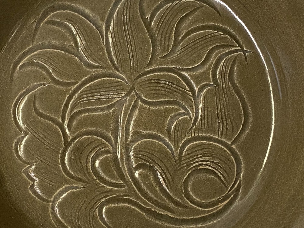 Chinese Ding Ware Tan Olive Glaze Flower Pattern Ceramic Bowl Display ws3280