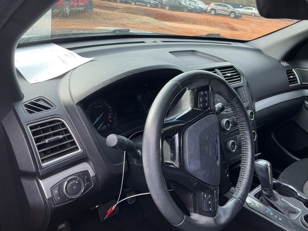 Fuse Box Engine Fits 17 EXPLORER 4972048