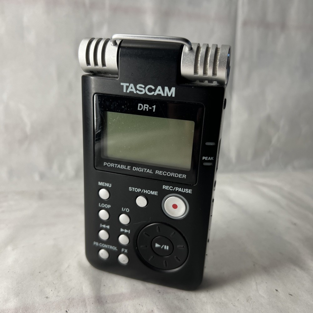 TASCAM DR-1 Portable Solid State Recorder Box w/ case - Tested & Working !