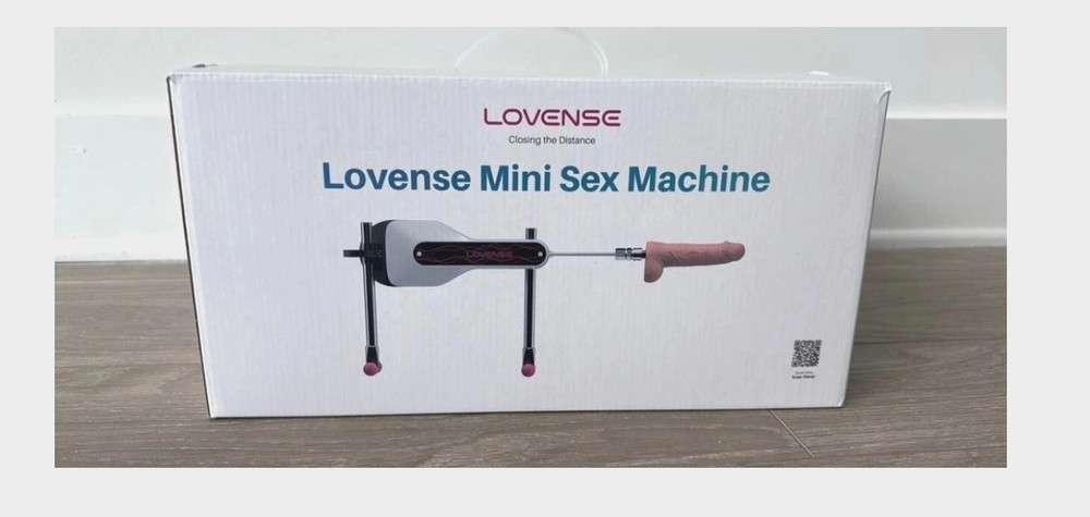 Lovense Mini Sex Machine (Bluetooth & Remote Control)