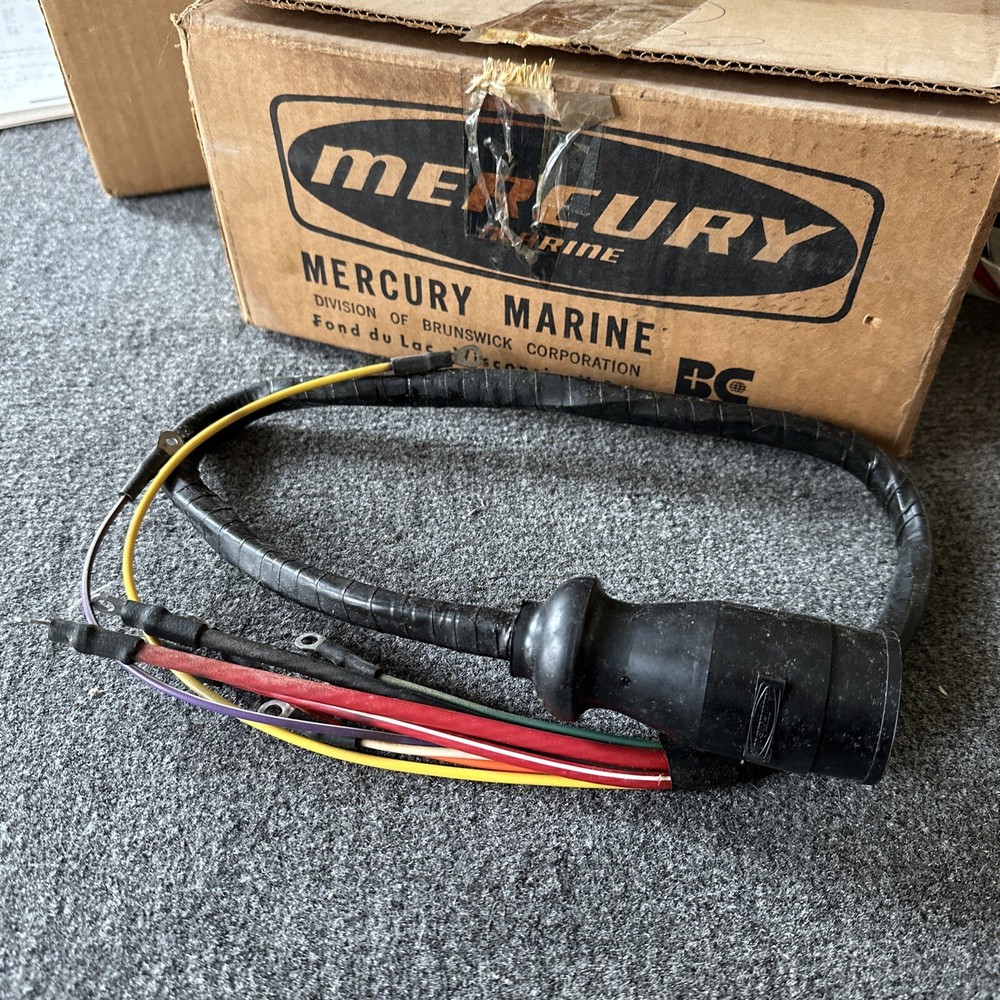 NOS OEM 84-61705A1 Mercury Engine Wiring Harness Inline 6