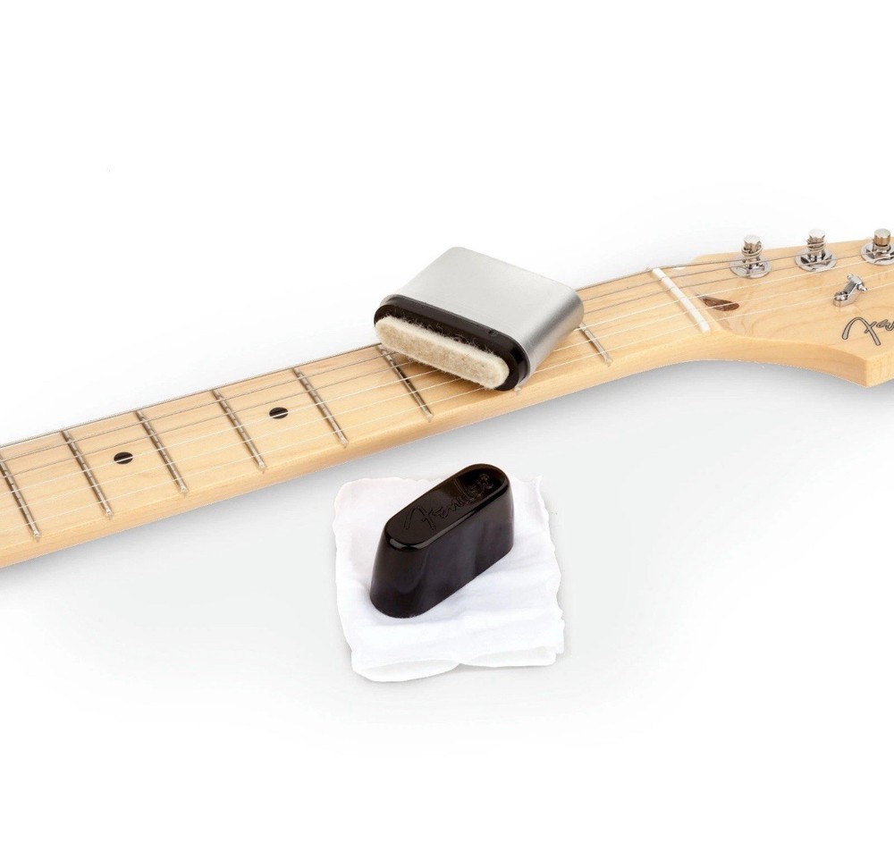 Fender Speed Slick Guitar String Cleaner