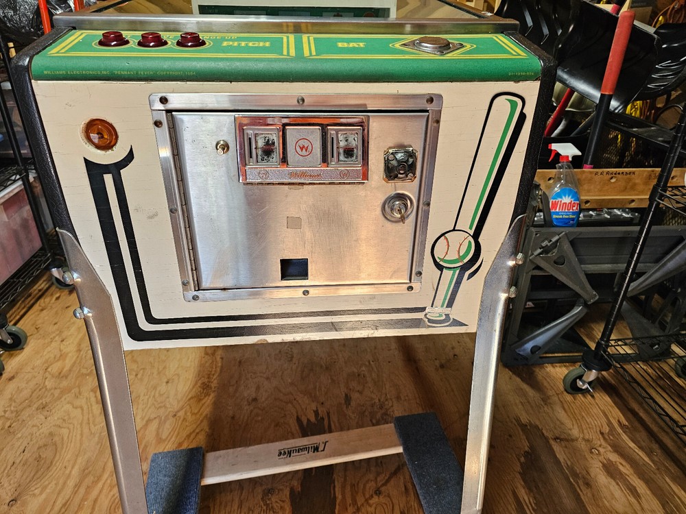 pin ball machine pennant fever