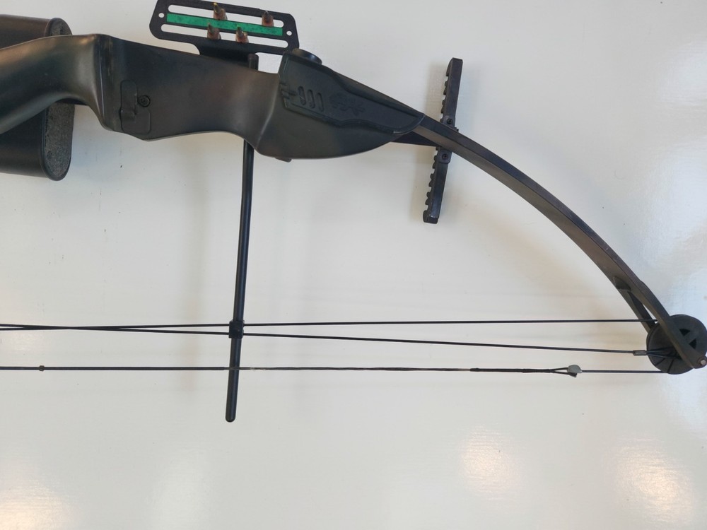 PSE Game Sport Compound Bow - Camo Camouflage