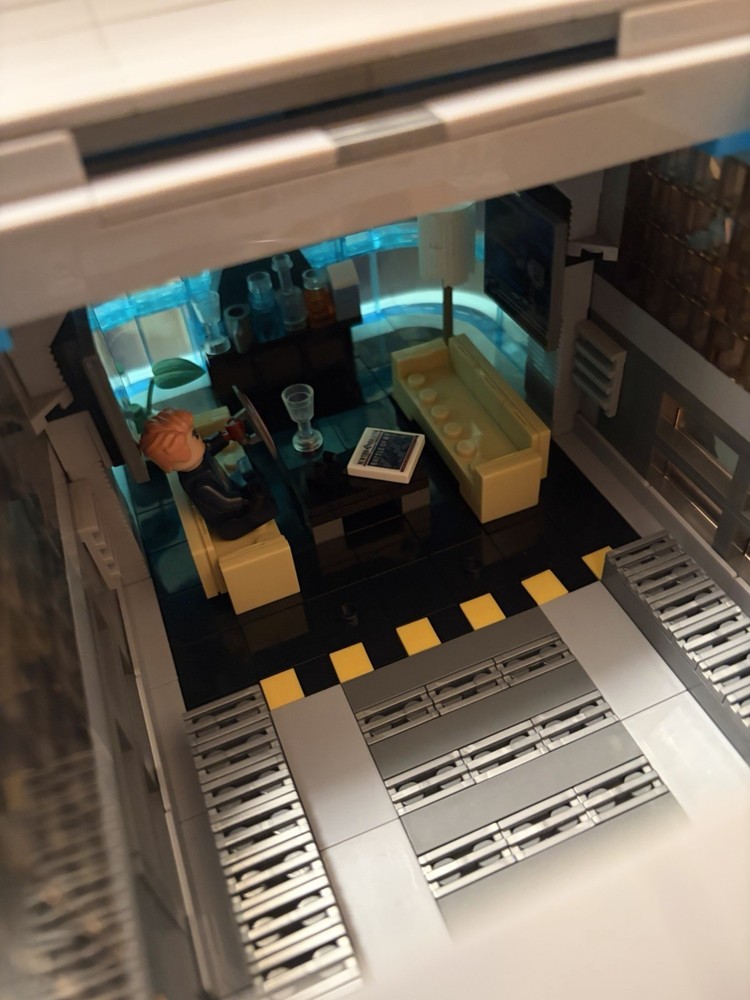 Brick built Avengers Tower 76269