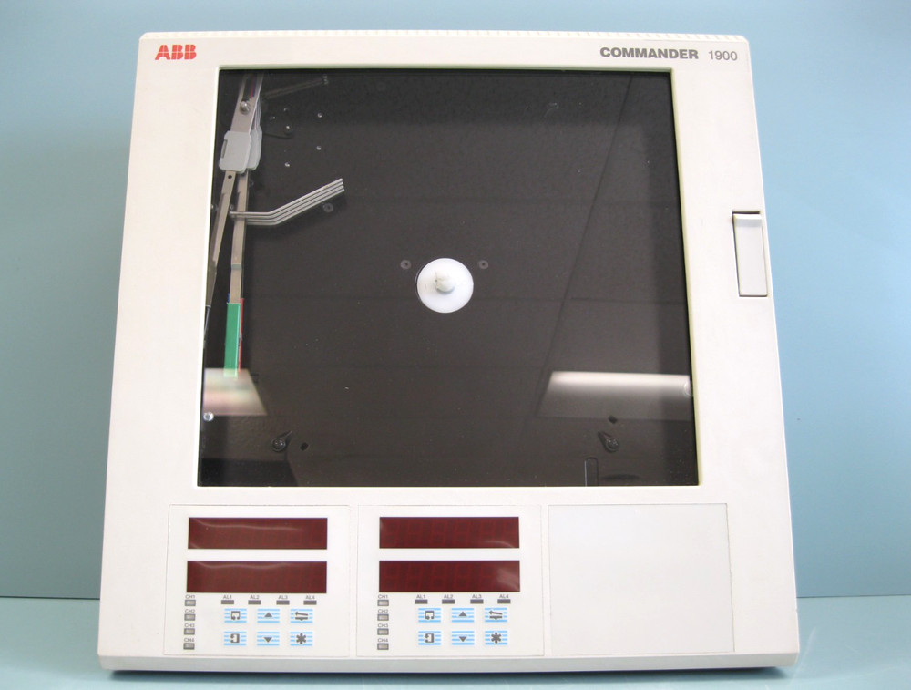 ABB Commander 1900 Chart Recorder C1914JA001100000STD 100-240 VAC (H1)