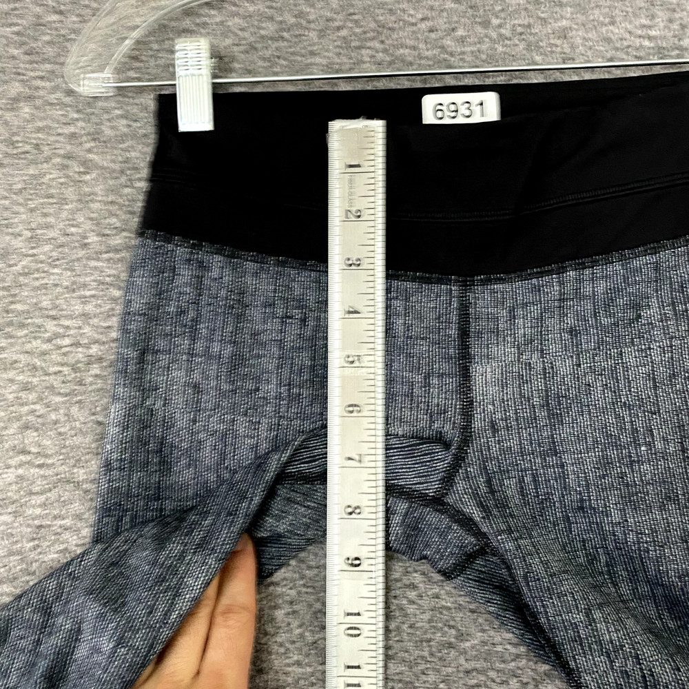 Lululemon Women's Size 4 Pull On Polyester Cropped Activewear Leggings