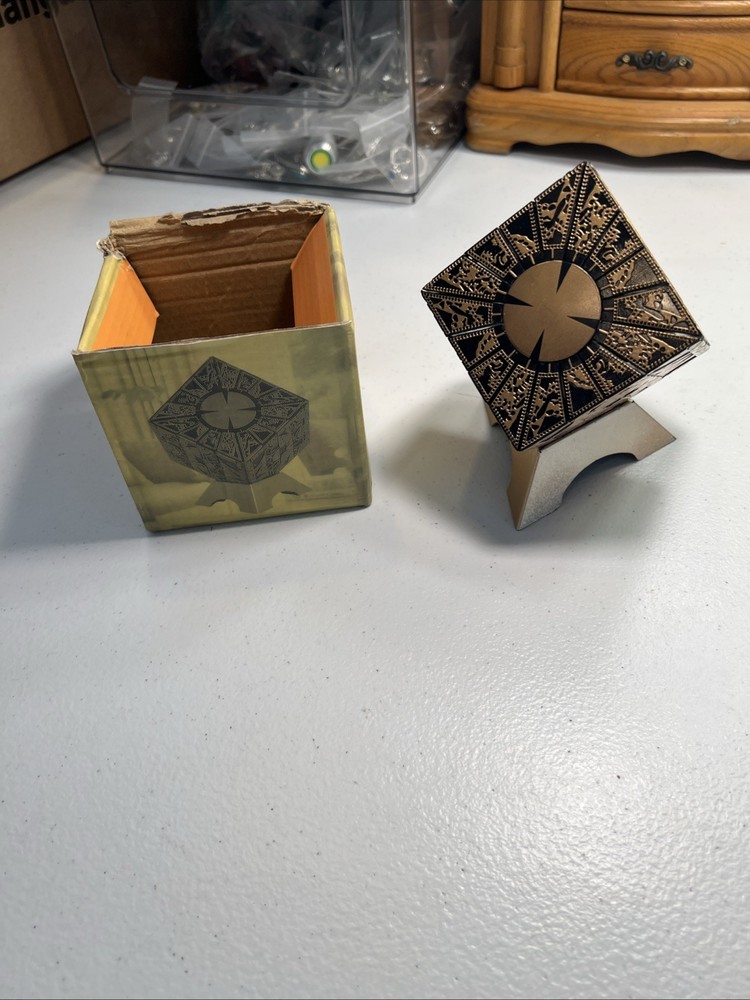 Paperweight Shelf Display Puzzle Cube Stash Box  Storage