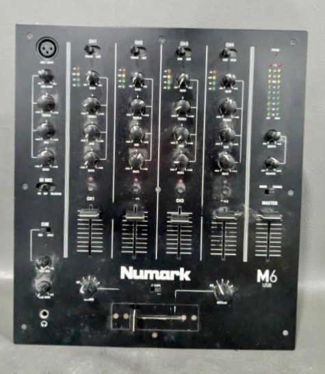 Numark M6USB 4-Channel DJ Mixer - Black