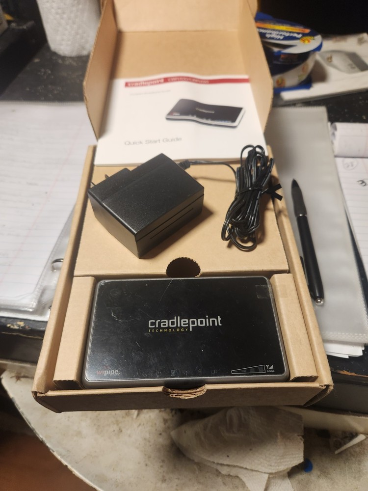 CradlePoint CBR400 Compact Broadband Router