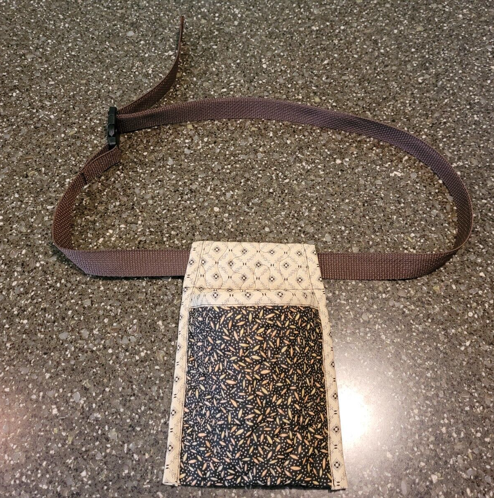 Wearable Thread Catcher w/ Adjustable Belt - Great for Using at the Longarm