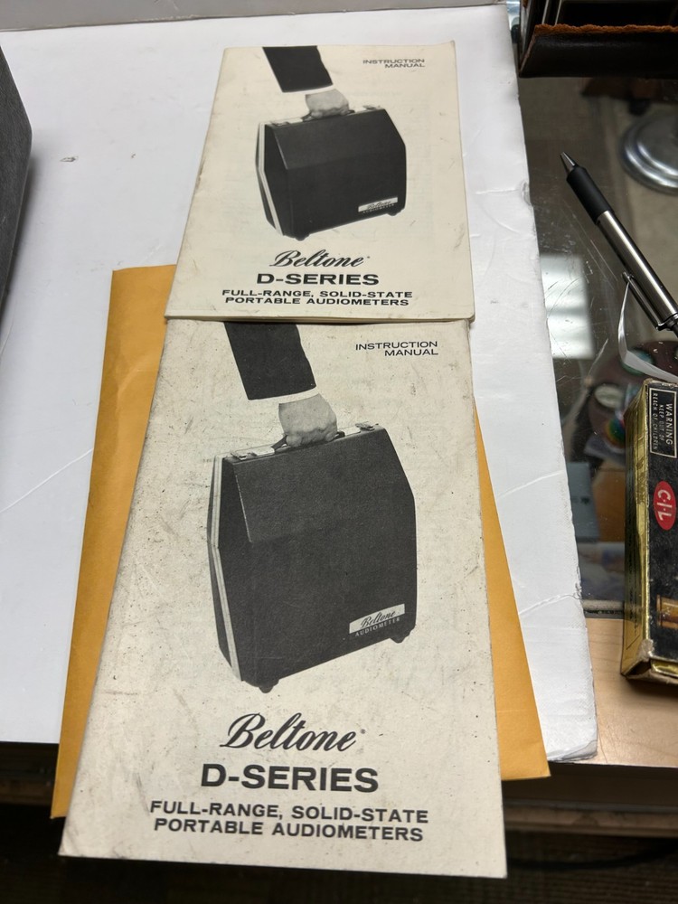 BELTONE AUDIOMETER MODEL 9D WITH INSTRUCTIONS