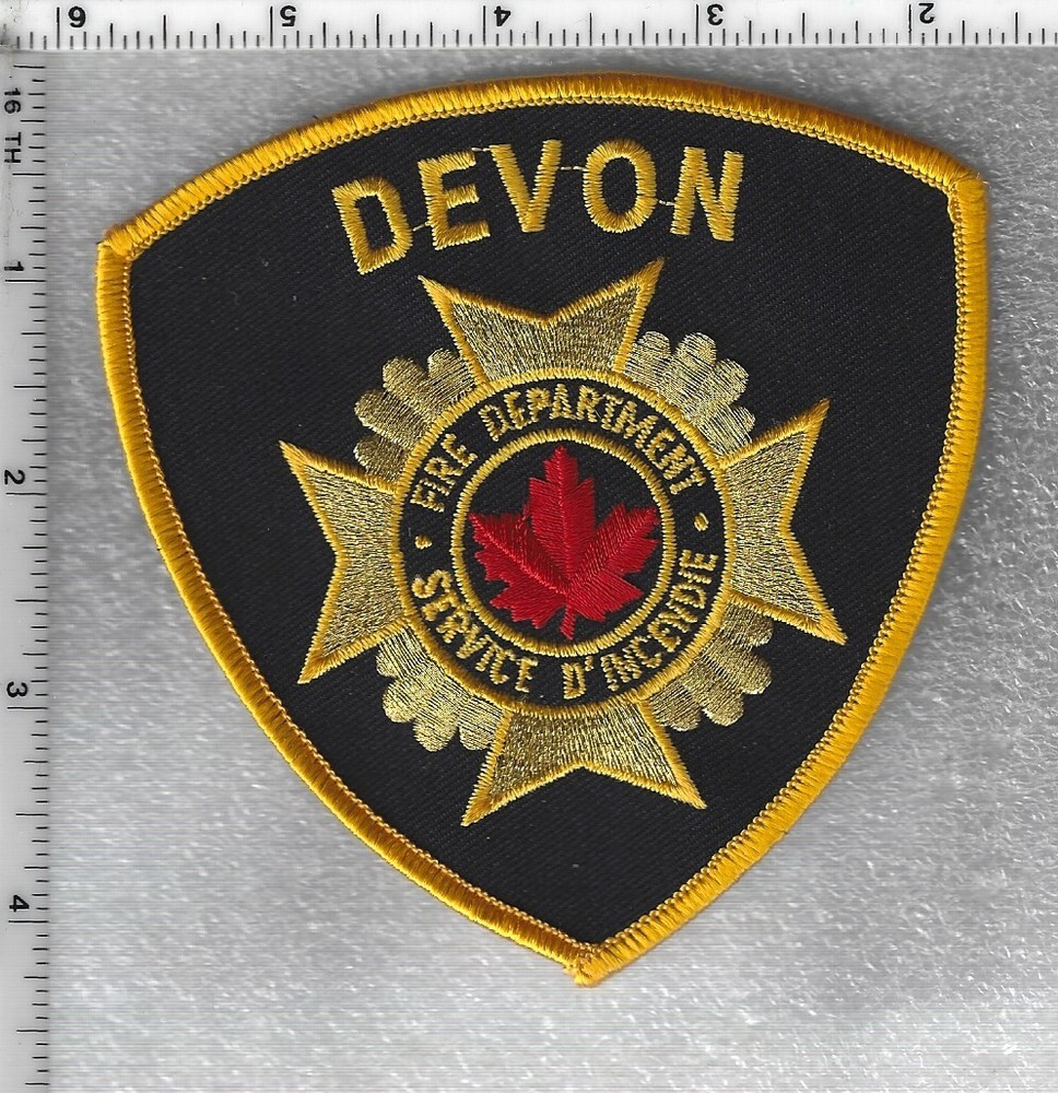 Devon Fire Department-Service D'Incendie (Alberta, Canada) yellow Shoulder Patch