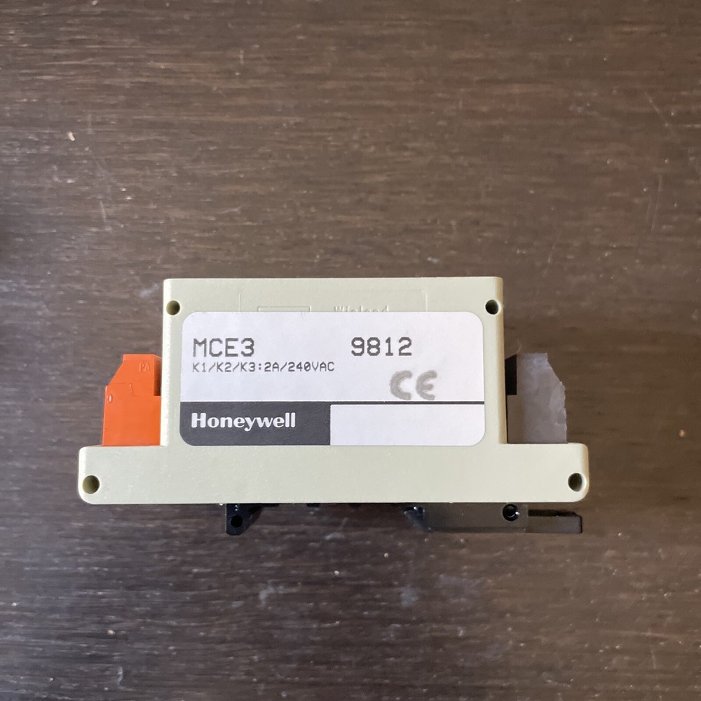 HONEYWELL MCE 3 External Output Relay Module Digital Output MCE3 EXCEL XL