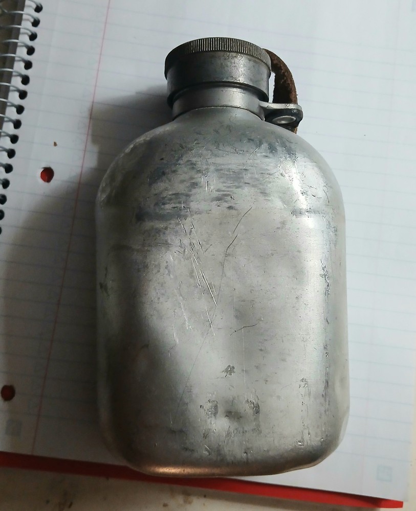 M80 Cold war West German canteen, used, excellent condition, usable