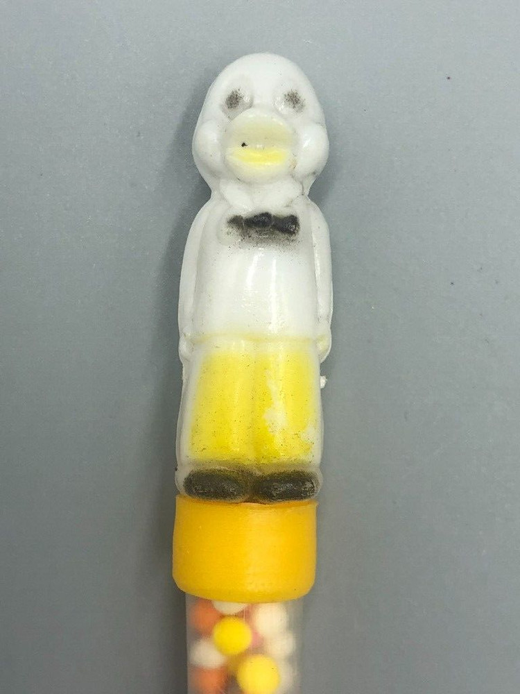 c 1980 DUCK WHISTLE Plastic CANDY CONTAINER Vintage
