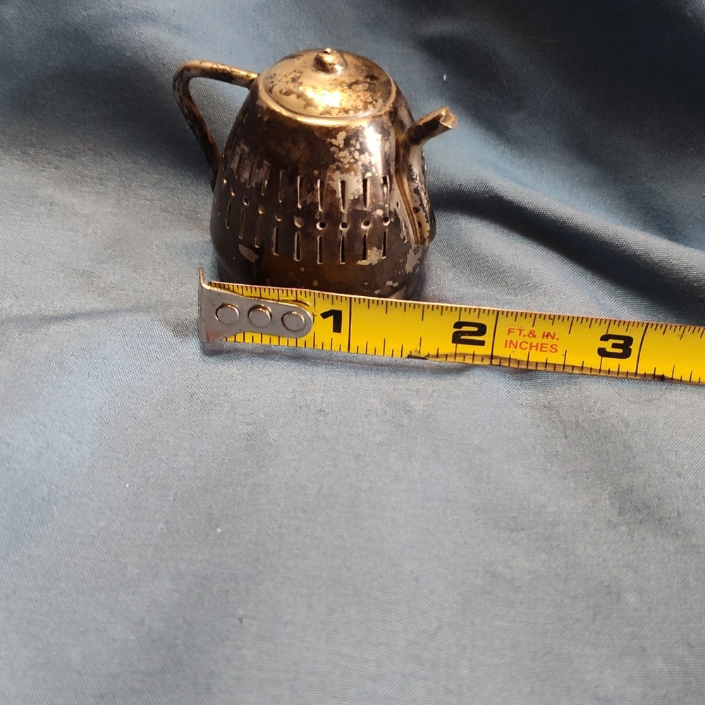 Germany Metal Teapot-Shaped Reusable Silver Tea Infuser, 2in