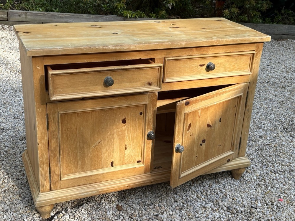 SOLID WOOD PINE