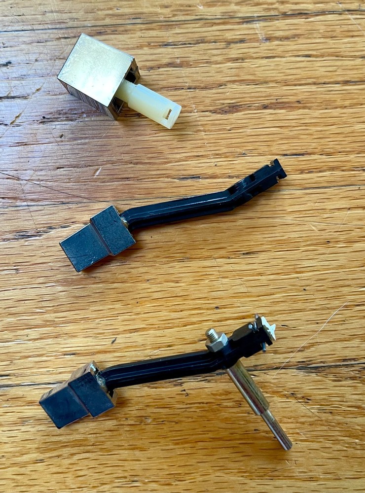Teac X-1000R Knobs