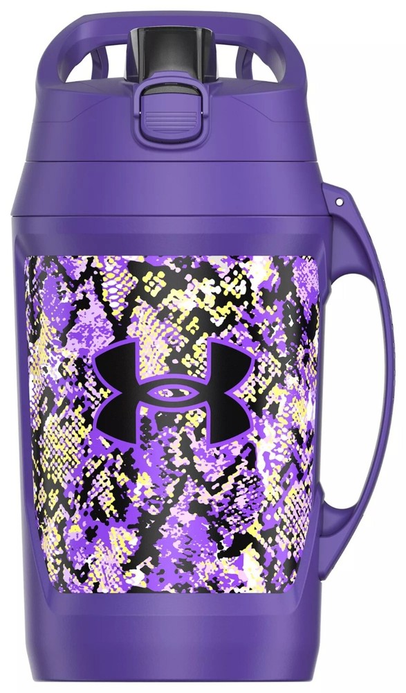 Under Armour 64oz Playmaker Water Jug