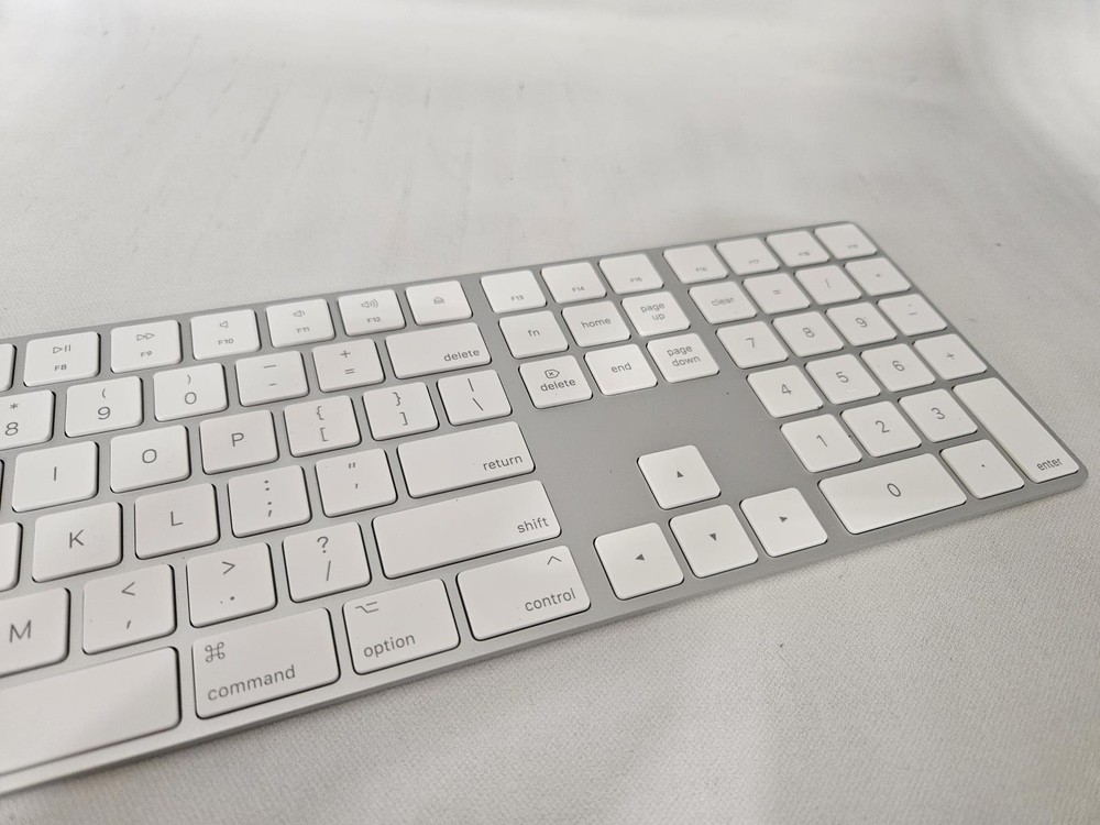 Apple Magic A1843 Wireless Keyboard