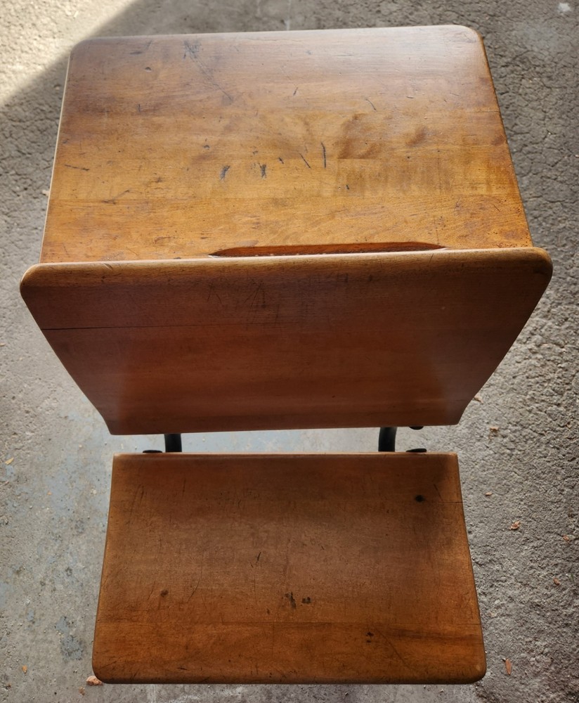 Vintage School Desk Eclipse Version