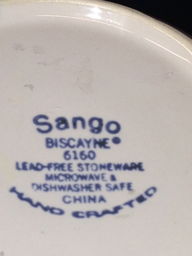 SANGO STONEWARE BISCAYNE 9 1/2" ROUND VEGETABLE BOWL TAN BORDER ON WHITE