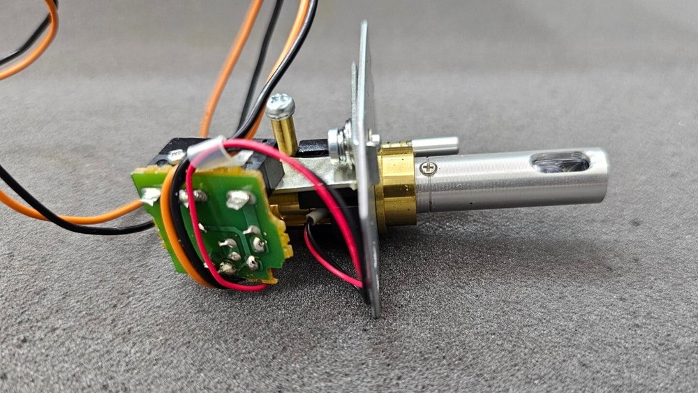 Technics sl1200 Mk6. Target Light Assembly With Original Blue Lamp