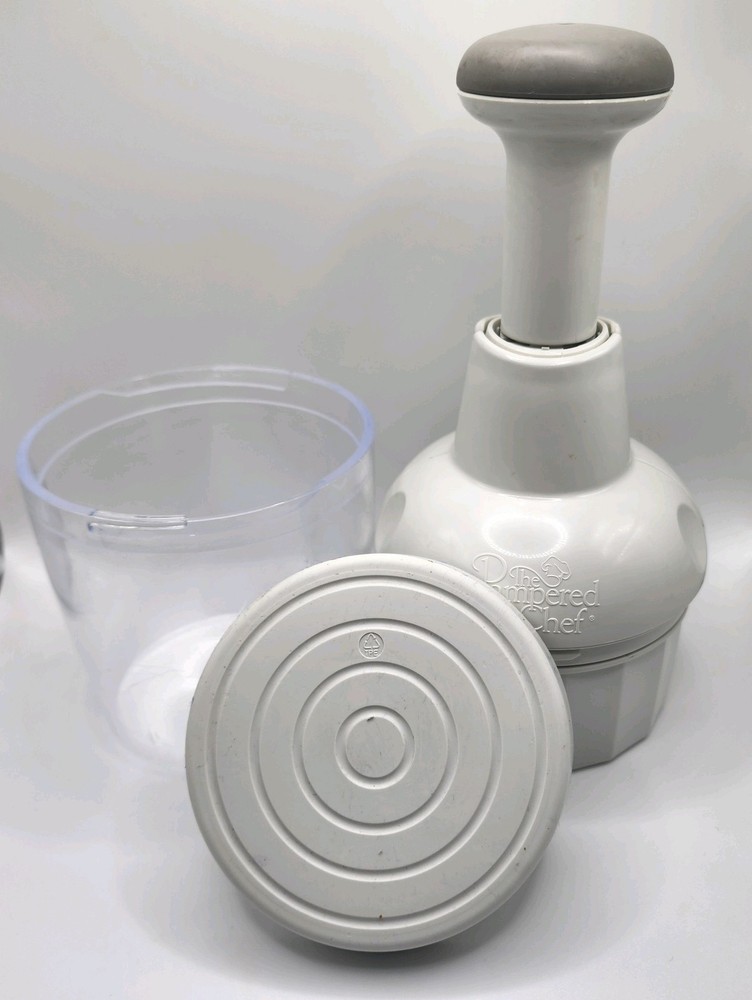 Pampered Chef Push Function Food Chopper - White