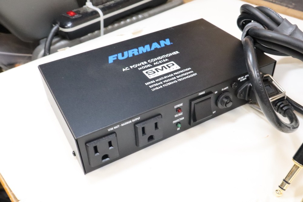 Furman AC-215A Compact Power Conditioner
