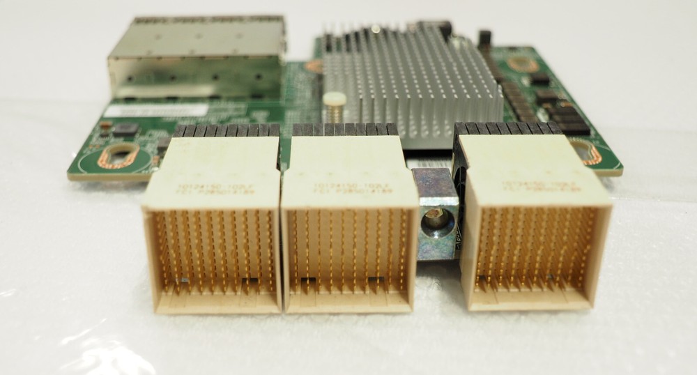 EMC QCT P/N: 31JBEMB0000 External SAS Interface Module