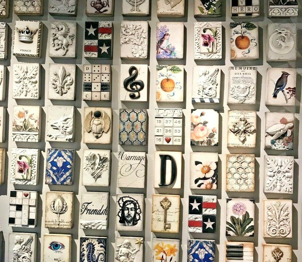 Sid Dickens Memory Tile Wall Hanger - Box of 15