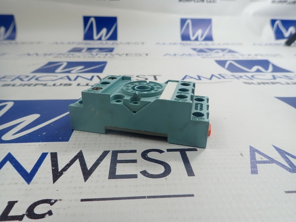 TURCK RELECO S3-2S RELAY SOCKET BASE 10 PIN 10A