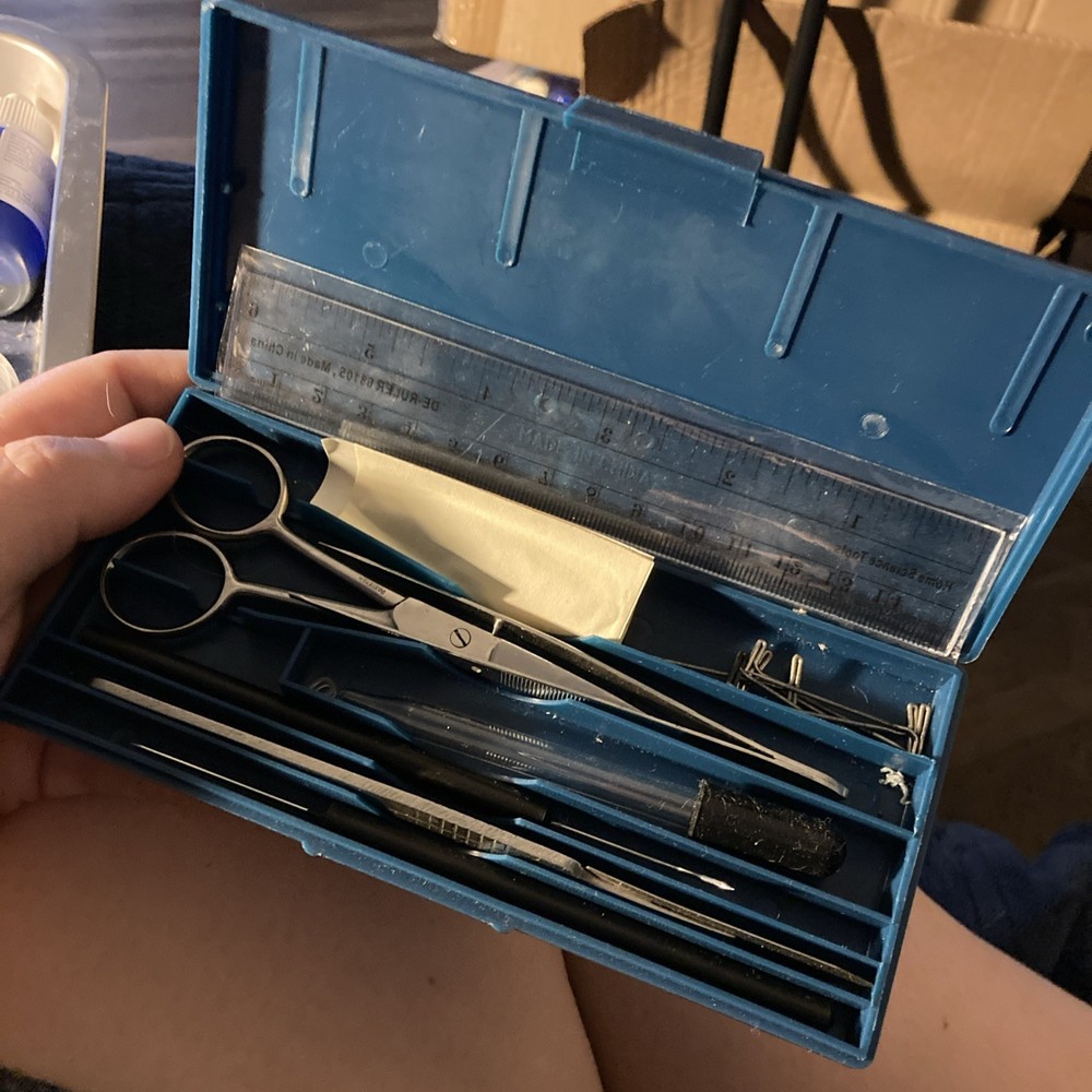 Biology Dissection tools - mat with all dissection tools